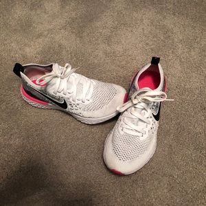 Women’s Nike Epic React Flyknit Tennis Shoes